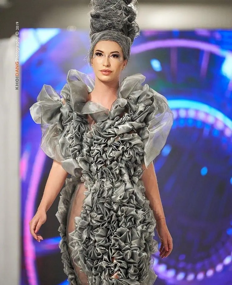 Fluffy Cloud Couture Womens fashion